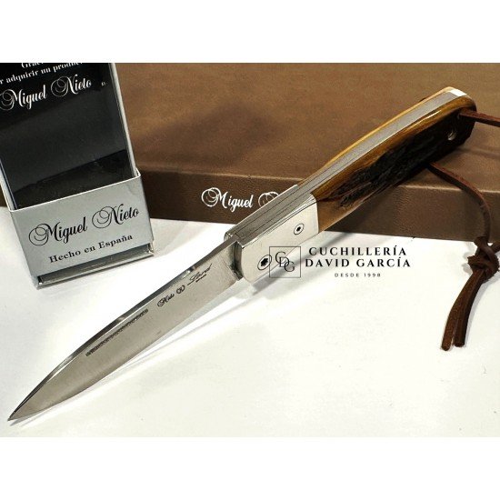 Navaja Nieto Lord Hueso Ambar Tallado - Virola Acero 370-V-H AMBAR