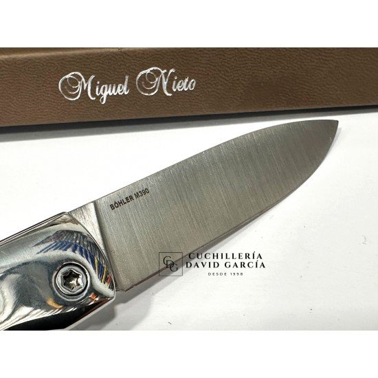 Navaja Nieto Lord Hueso Ambar Tallado - Virola Acero 370-V-H AMBAR