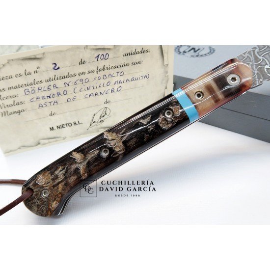Nieto Artesanal Edicion Limitada Acero Böhler - Malaquita - Asta de Carnero Nieto Artesanal Edicion Limitada Acero Böhler - Malaquita - Asta de Carnero