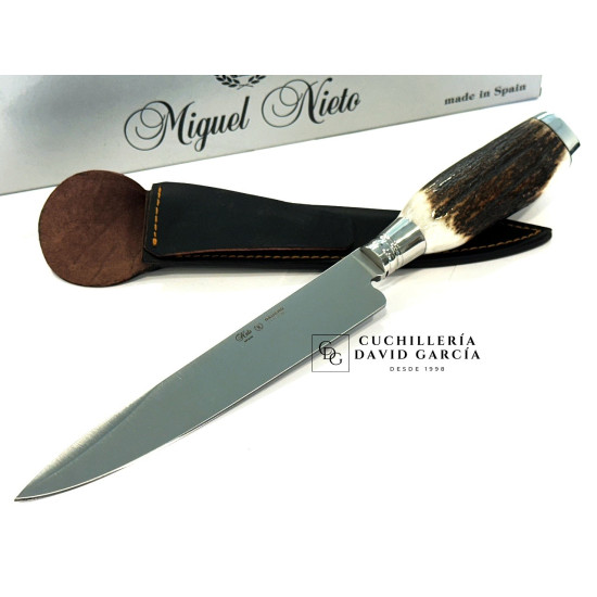 Miguel Nieto Cuchillo Gaucho G-180 Asta de Ciervo 