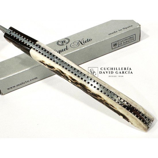 Miguel  Nieto Stiletto 0410  Madera y Asta de Ciervo 