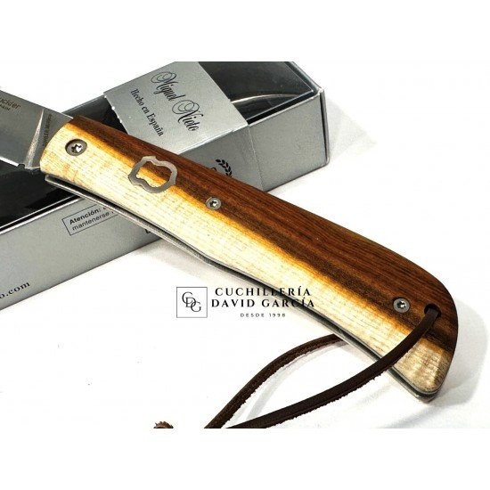 Nieto Buckler Madera de Pistacho Acero Bohler N690Co 170-PI Nieto Buckler Madera de Pistacho Acero Bohler N690Co 170-PI