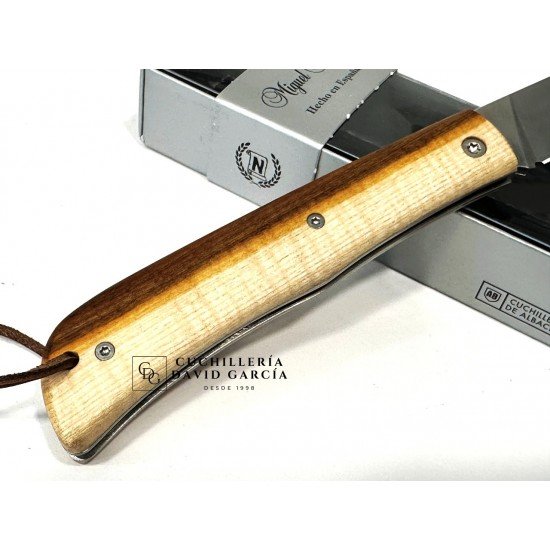 Nieto Buckler Madera de Pistacho Acero Bohler N690Co 170-PI Nieto Buckler Madera de Pistacho Acero Bohler N690Co 170-PI