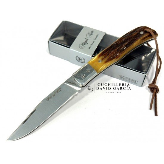 Navaja Nieto Buckler Hueso Jirafa Ambar Acero Bohler N690Co 170-VHJIGGED 