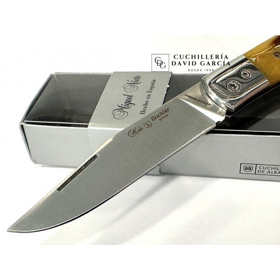 Navaja Nieto Buckler Hueso Jirafa Ambar Acero Bohler N690Co 170-VHJIGGED 