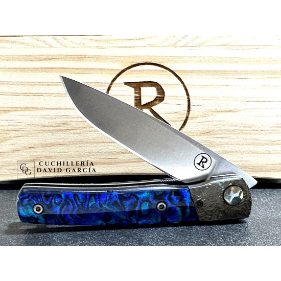 RGC  Martina Coral azul del Pacifico / Virola acero Picado  N690