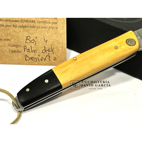 Navaja RGC  Artesana  Madera de Boj y Palo del desierto - Bóhler N690