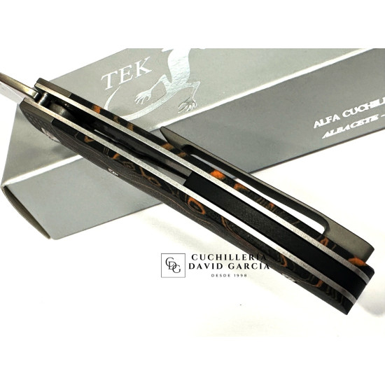 Navaja Salamandra One Korante 335522 Acero D2  Mango G10 