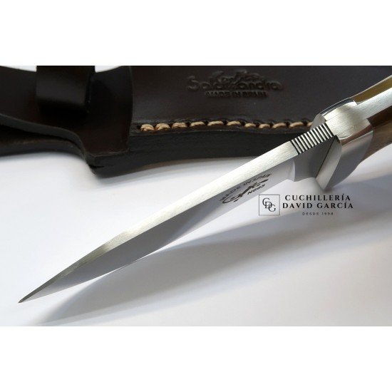 Cuchillo Salamandra  Asta Carnero Acero Böhler N695