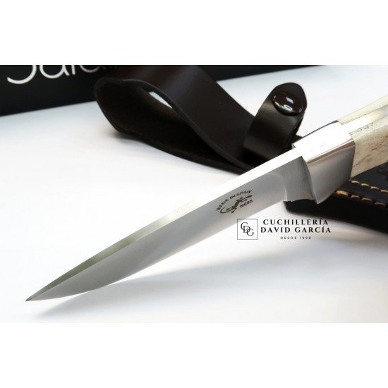 Cuchillo Salamandra Nestor Asta de Ciervo Acero N695 407063 Cuchillo Salamandra Nestor Asta de Ciervo Acero N695 407063
