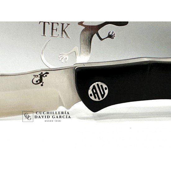 Salamandra Tek Acero M390 Mango Flax 841523 Salamandra Tek Acero M390 Mango Flax 841523