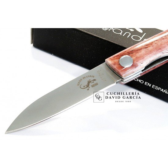 Salamandra Artemis Hueso Camello 230622 Salamandra Artemis Hueso Camello 230622