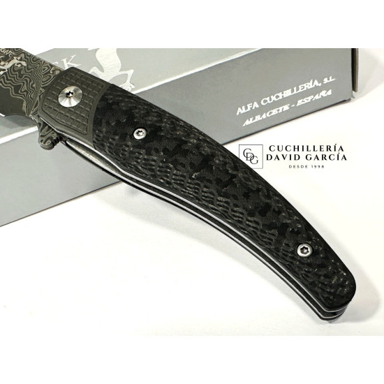 Navaja Salamandra One Korante 333525 Acero Damasco VG-10 67 Capas y Fibra de Carbono