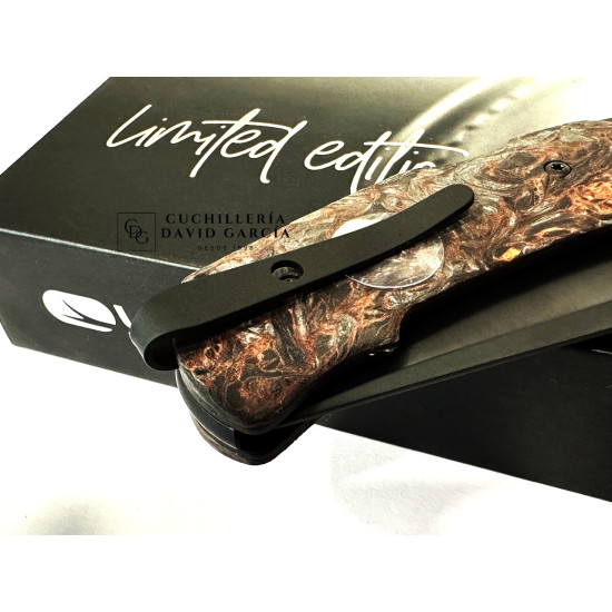 Viper Turn – Edición limitada Acero Böhler M390, fibra de carbono de cobre Dark Matter V5986DFC