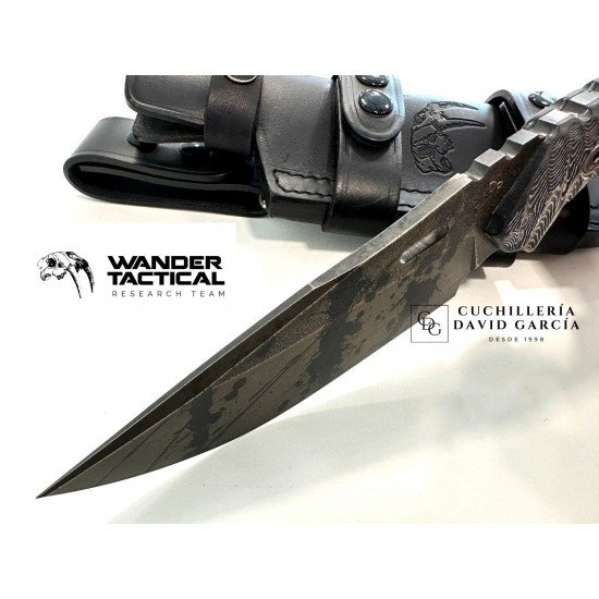 Wander Tactital Haast 2.0 Black Blood Micarta