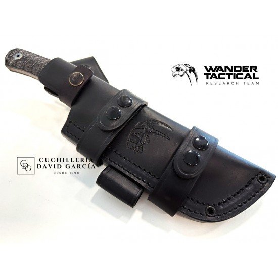 Wander Tactital Haast 2.0 Black Blood Micarta