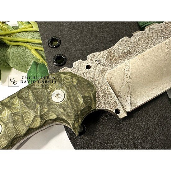 Wander Tactical Godfather Ice Brush - Micarta Wander Tactical Godfather Ice Brush - Micarta