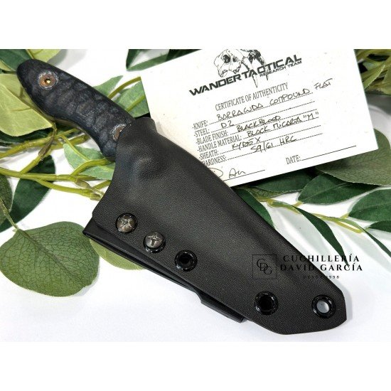 Wander Tactital Barracuda Compound Flat Black Blood Micarta Wander Tactital Barracuda Compound Flat Black Blood Micarta