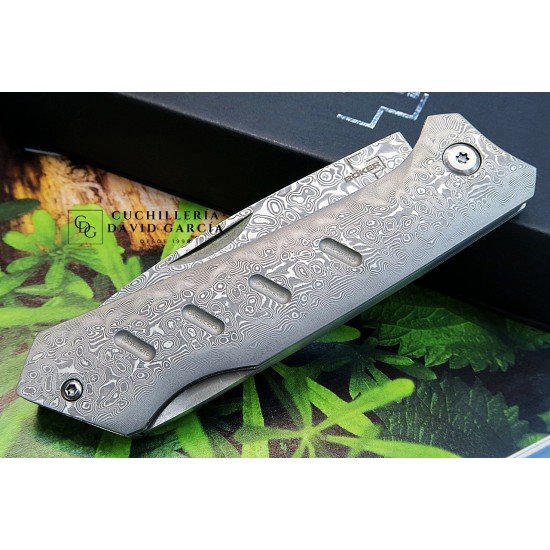 Boker Plus  Damasco Dominator 01BO511DAM