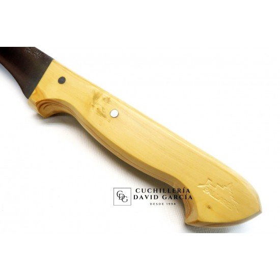 Cuchillo Pallarès Deshuesador Acero Carbono Mango Madera de Boj 18 cm