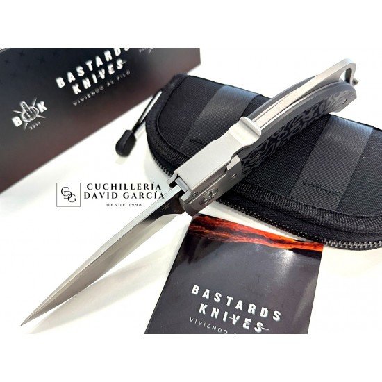 Bastards Knives & Forjaman Salamandra Serie Limitada  Camocarbon Black Pearl Bastards Knives & Forjaman Salamandra Serie Limitada  Camocarbon Black Pearl