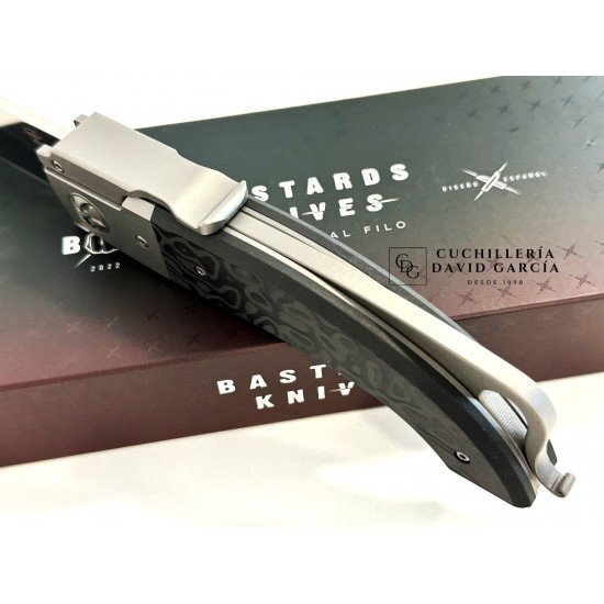 Bastards Knives & Forjaman Salamandra Serie Limitada  Camocarbon Black Pearl Bastards Knives & Forjaman Salamandra Serie Limitada  Camocarbon Black Pearl