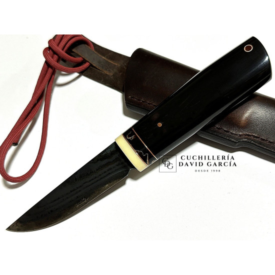 Daemon Knives artesanal  Asta de Búfalo Acero Carbono  XC100 (1095)
