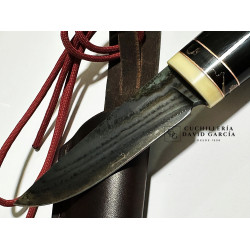 Daemon Knives artesanal  Asta de Búfalo Acero Carbono  XC100 (1095)