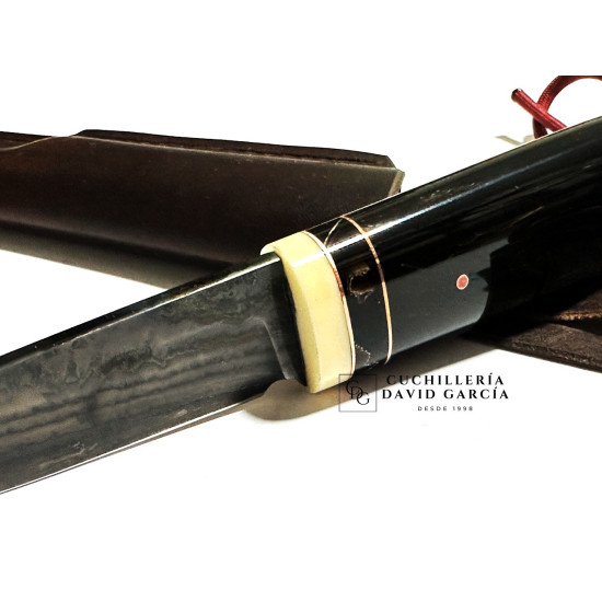 Daemon Knives artesanal  Asta de Búfalo Acero Carbono  XC100 (1095)