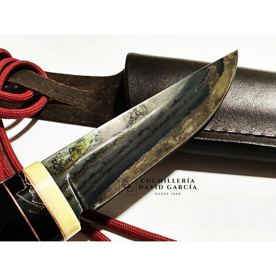 Daemon Knives artesanal  Asta de Búfalo Acero Carbono  XC100 (1095)