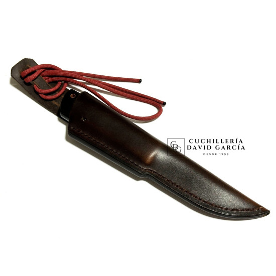 Daemon Knives artesanal  Asta de Búfalo Acero Carbono  XC100 (1095)