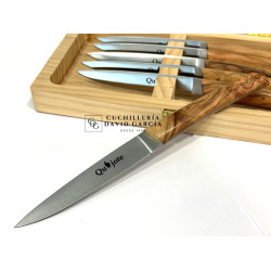 Juego de 6 cuchillos de mesa con mango de madera de olivo y caja de madera.