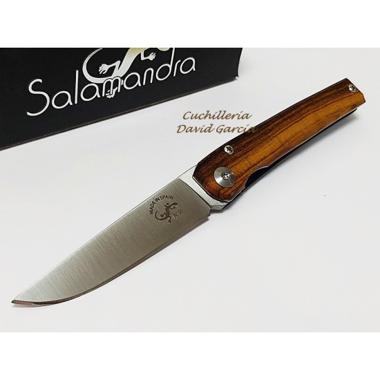Salamandra Serie S-310 Madera de Pistacho