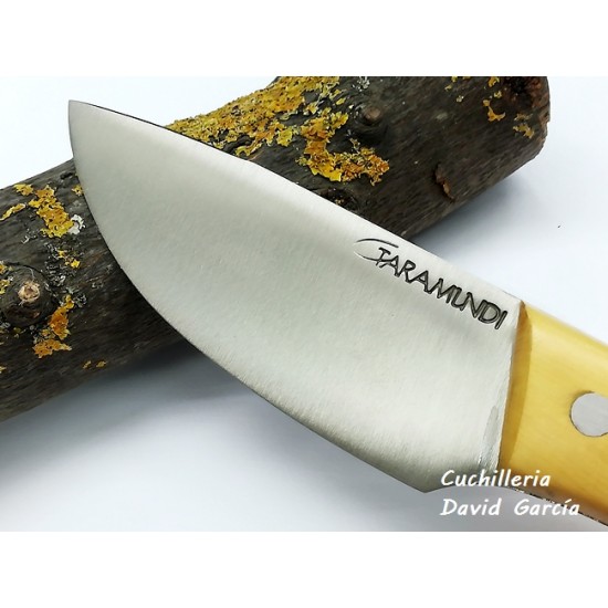 Cuchillo Taramundi Monte Madera de Boj Acero 12C27 