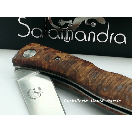 Salamandra Egara Acero N690  Madera de Thuya