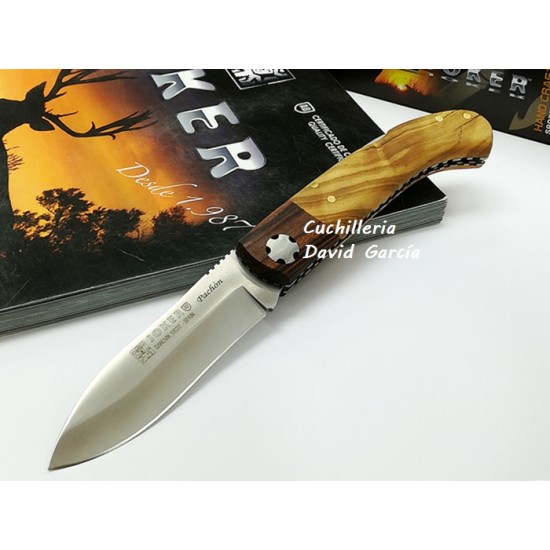 CUCHILLO DE CAZA CON PUÑO DE OLIVO Y HOJA DE 18 CM. Cuchillería