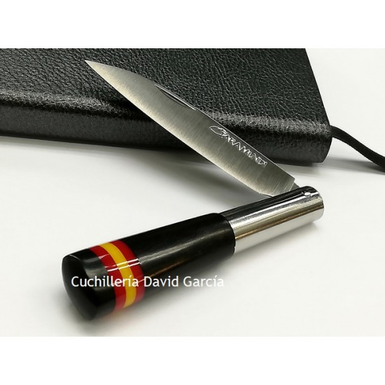 Taramundi Punta Recta 7 cm Madera Ébano Bandera de España Taramundi Punta Recta 7 cm Madera Ébano Bandera de España