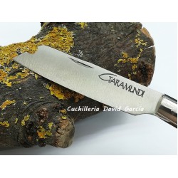Taramundi de 7 cm Punta Chata Boj Quemado Taramundi de 7 cm Punta Chata Boj Quemado