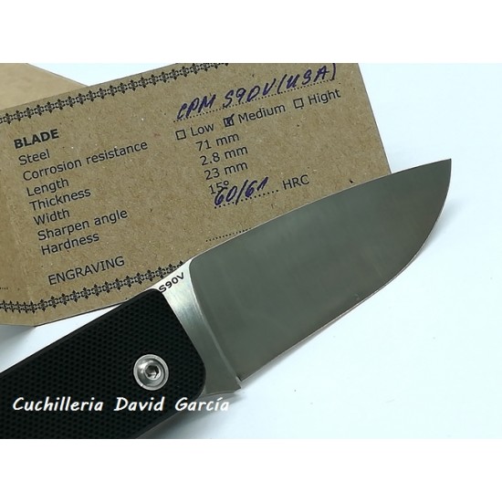 Manly Wasp CPM S90V G10 Negra Manly Wasp CPM S90V G10 Negra