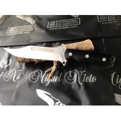 Nieto Semper FI. 1 Bohler N690 CO  G10 negro  Nieto Semper FI. 1 Bohler N690 CO  G10 negro