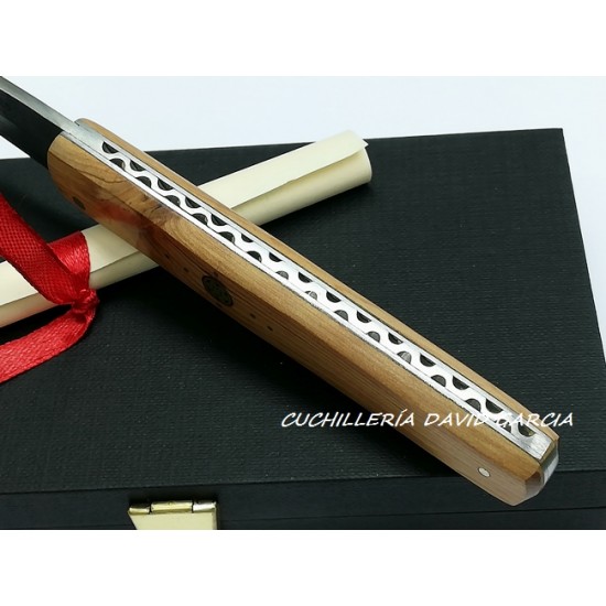Expósito SVD/503-E Machete Damasco y VG10 Madera de Enebro con Mosaico Expósito SVD/503-E Machete Damasco y VG10 Madera de Enebro con Mosaico