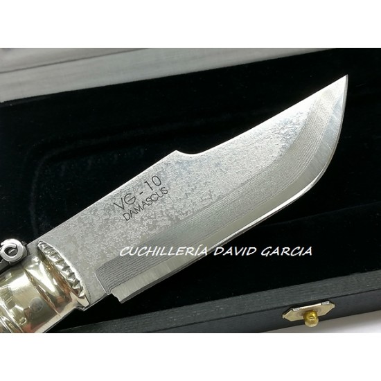Expósito VG/102-CV Damasco y VG-10 Asta de Ciervo Expósito VG/102-CV Damasco y VG-10 Asta de Ciervo