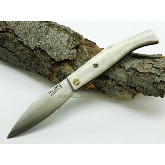 Pallarès Busa Asta Blanca Ciervo Pulido con Pin decorativo Inox Pallarès Busa Asta Blanca Ciervo Pulido con Pin decorativo Inox