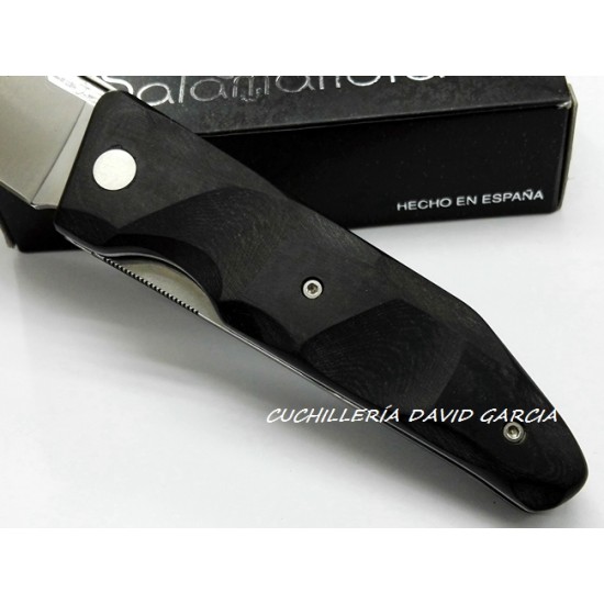 Salamandra Serie HELA HDM-300 190211 Salamandra Serie HELA HDM-300 190211